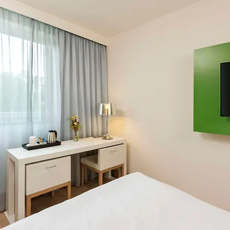 Hotel Nh 3*