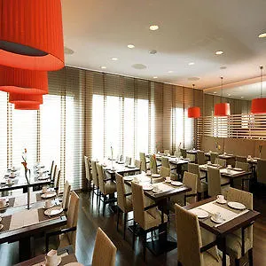 Hotel Nh 3*